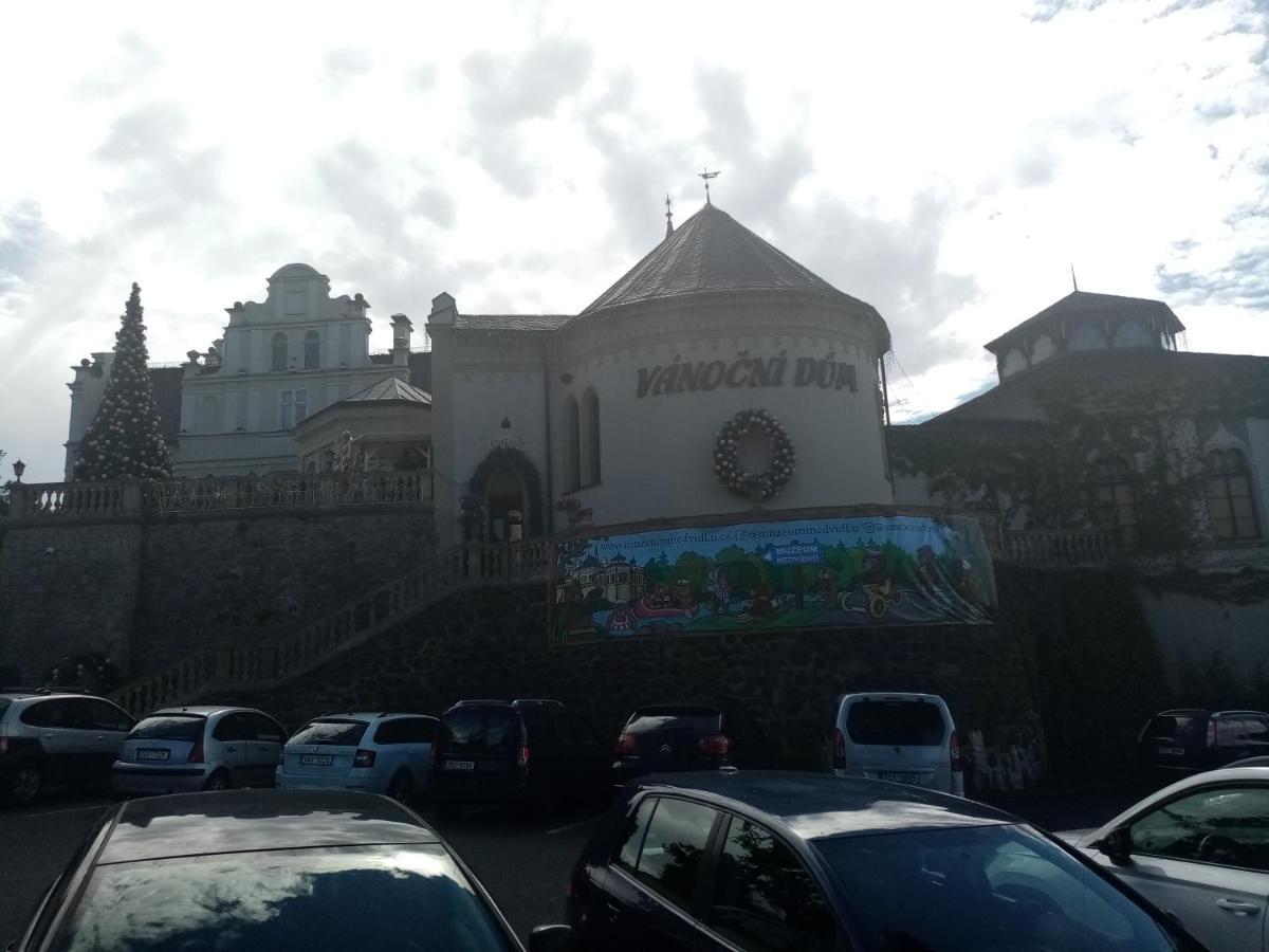 Apartman Orchidej U Vridla Karlovy Vary Bagian luar foto