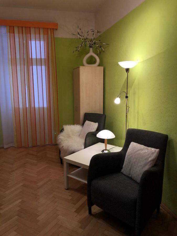 Apartman Orchidej U Vridla Karlovy Vary Bagian luar foto