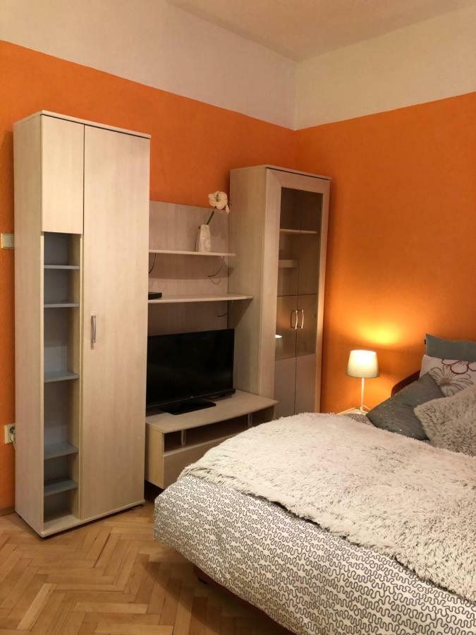 Apartman Orchidej U Vridla Karlovy Vary Bagian luar foto