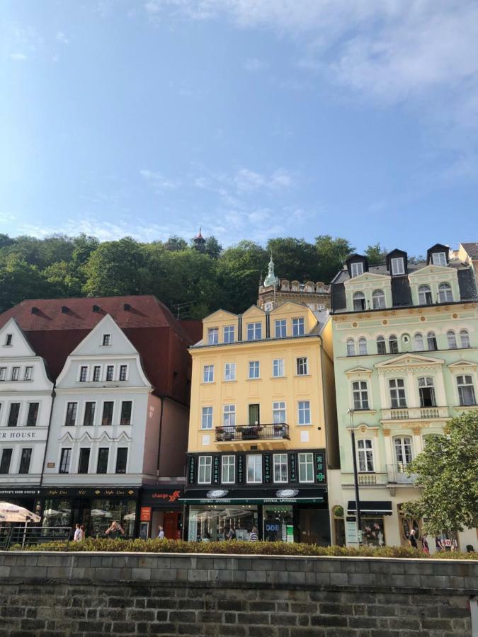 Apartman Orchidej U Vridla Karlovy Vary Bagian luar foto